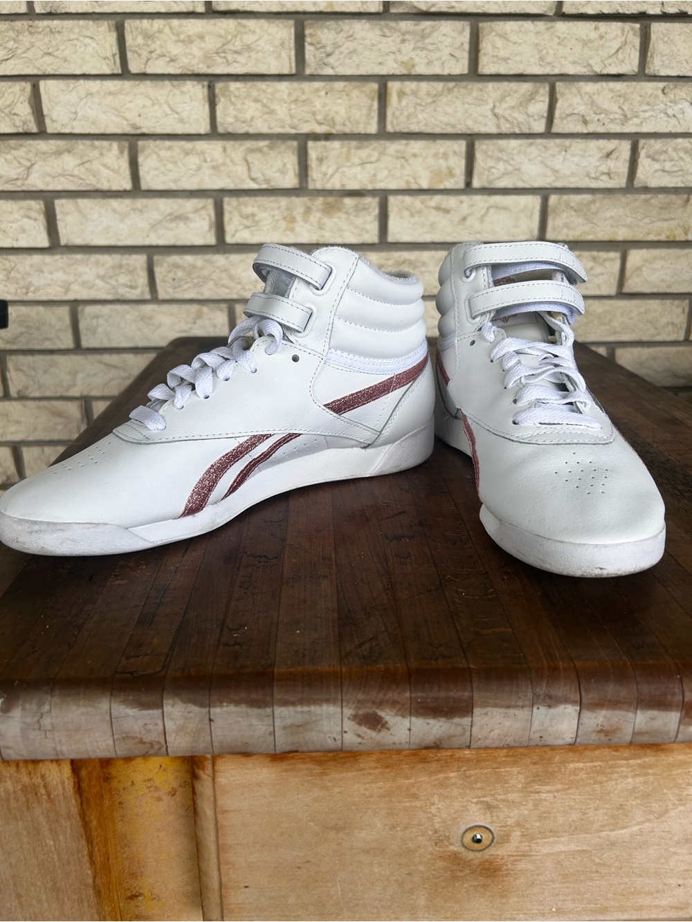 REEBOK High-Top Sneakers White with Metallic Pink Accent